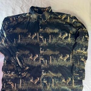 Men's Black and Green Hunting-Themed button up shirt